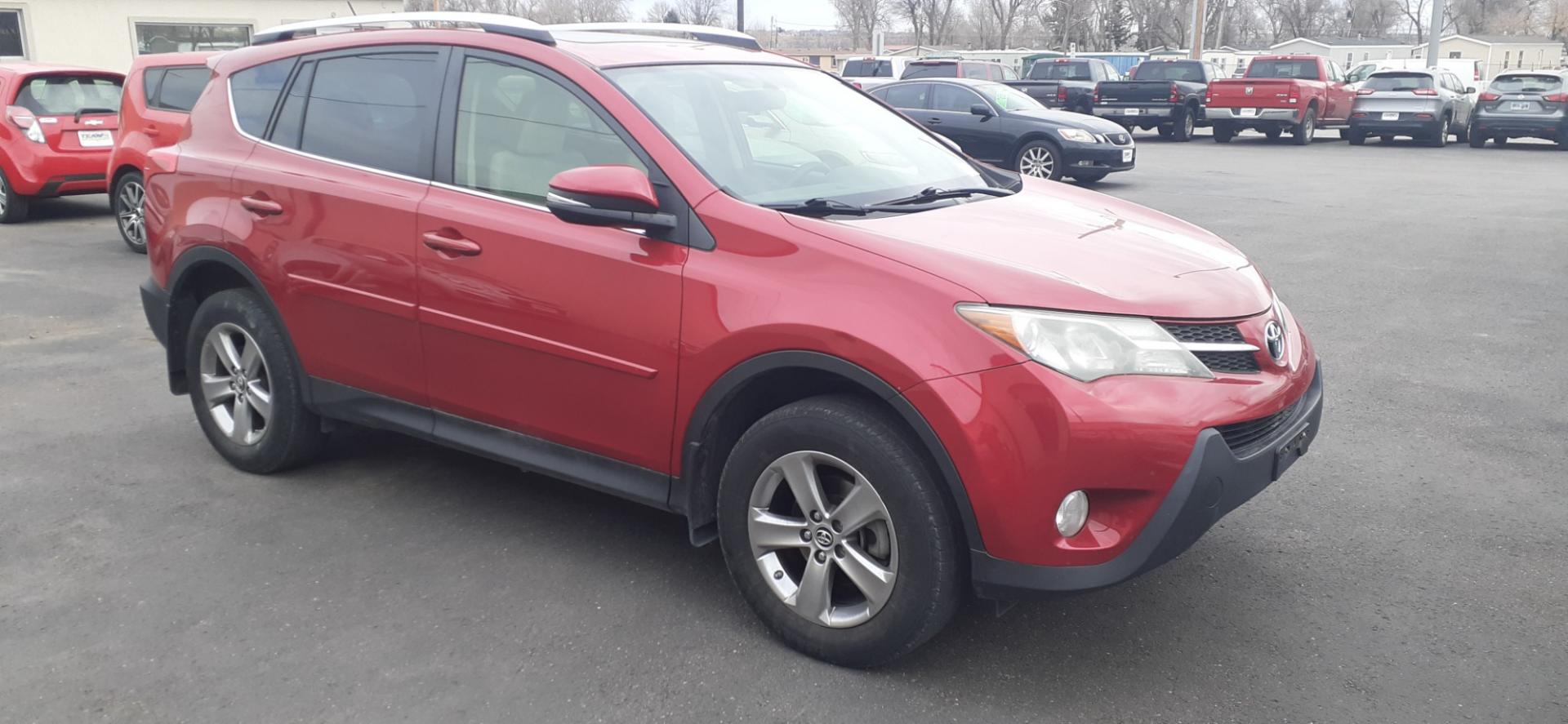 2015 Toyota RAV4 (JTMRFREV9FD) , located at 2015 Cambell Street, Rapid City, SD, 57701, (605) 342-8326, 44.066433, -103.191772 - CARFAX AVAILABLE - Photo#5